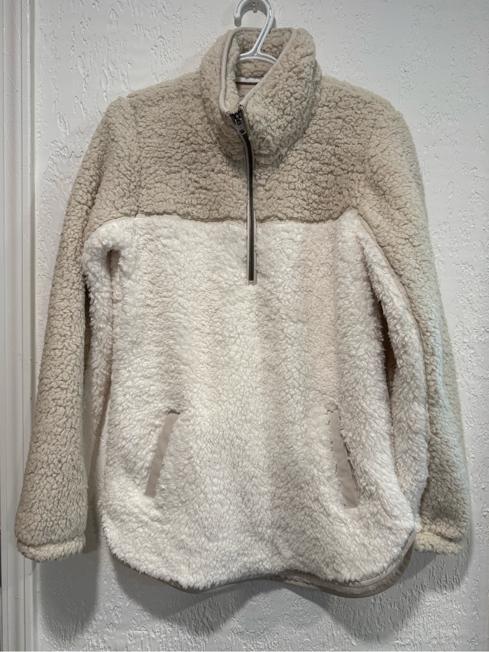 Abercrombie Fitch Sherpa Sweater Womens White Tan Faux Fur Fleece 1/4 Zip Size S